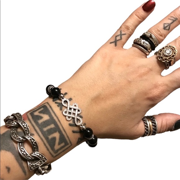 Genuine onyx white gold plated cz cubic zirconia celtic knot charm bracelet - Picture 3 of 10